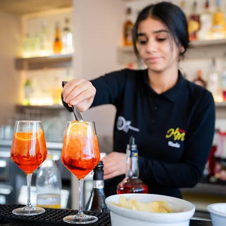 Ecohotel Ristorante Milano 3* 博尔戈阿莫扎诺