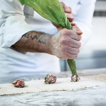 Hotel Ecohotel Ristorante Milano 3*