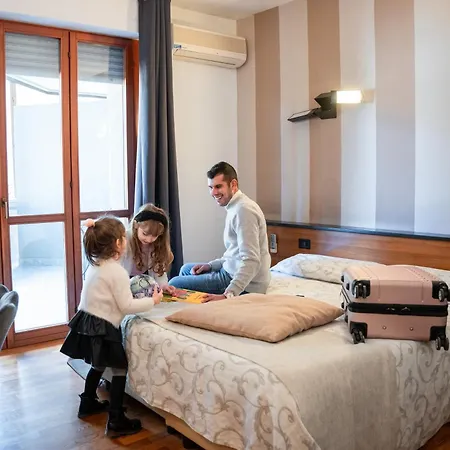 Ecohotel Ristorante Milano 3*