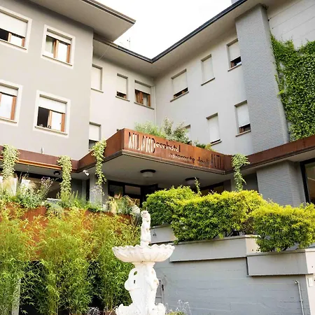 酒店 Ecohotel Ristorante Milano 博尔戈阿莫扎诺