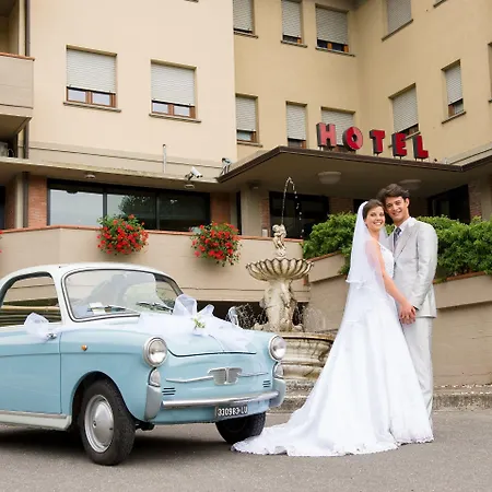 Ecohotel Ristorante Milano 酒店 3*