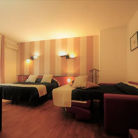 酒店 Ecohotel Ristorante Milano 博尔戈阿莫扎诺