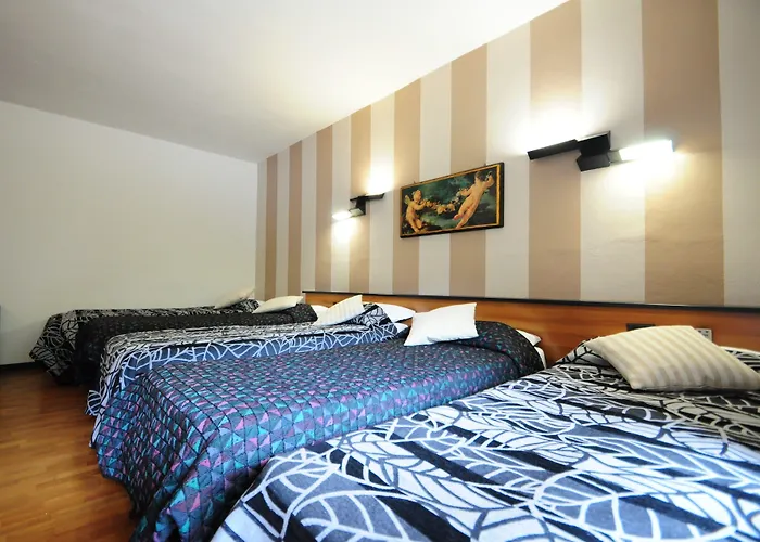 酒店 Ecohotel Ristorante Milano 博尔戈阿莫扎诺
