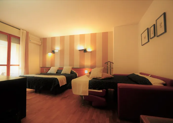 酒店 Ecohotel Ristorante Milano 博尔戈阿莫扎诺